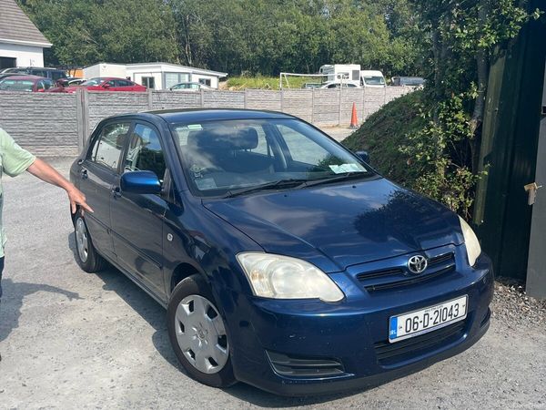 Toyota Corolla Hatchback, Petrol, 2006, Blue