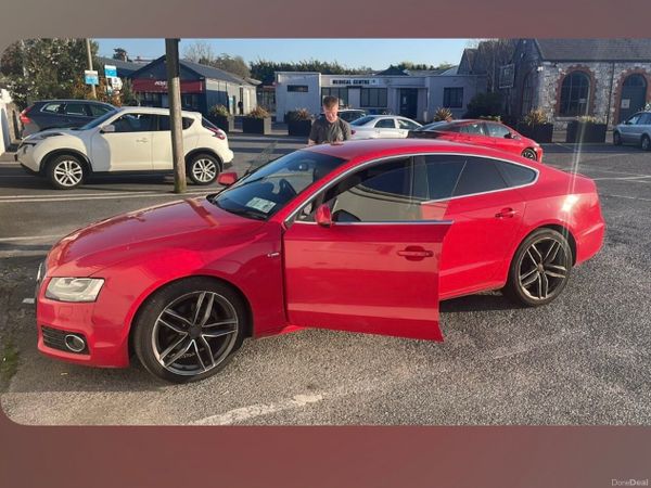 Audi A5 Hatchback, Diesel, 2010, Red