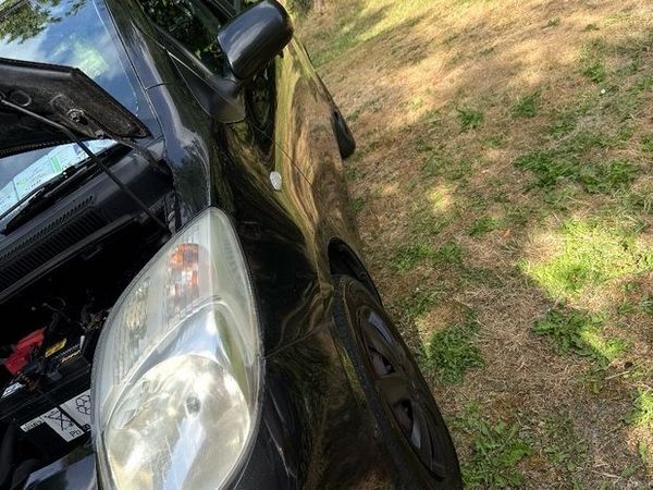 Toyota Yaris Hatchback, Petrol, 2008, Black