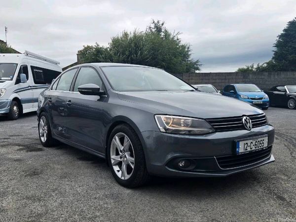 Volkswagen Jetta Saloon, Diesel, 2012, Grey