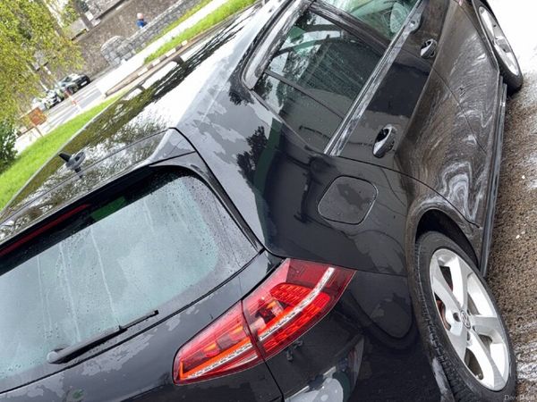 Volkswagen Golf Hatchback, Petrol, 2016, Black