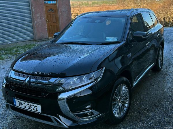 Mitsubishi Outlander SUV, Petrol Plug-in Hybrid, 2021, Black