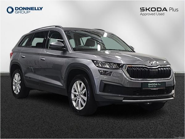 Skoda Kodiaq Estate, Petrol, 2022, Gold