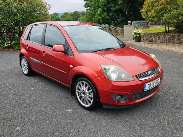 Ford Fiesta Hatchback, Petrol, 2008, Red