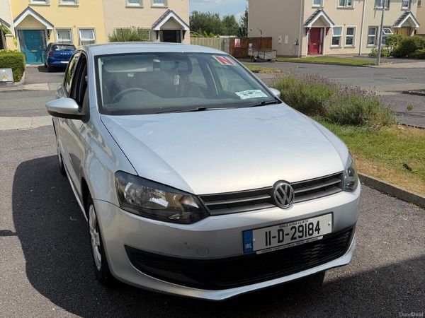 Volkswagen Polo Hatchback, Petrol, 2011, Silver