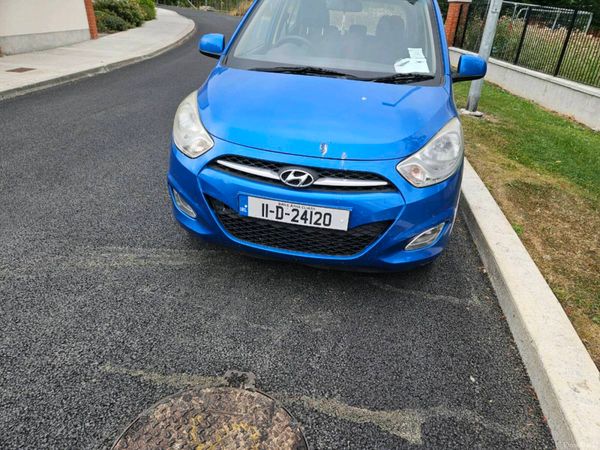 Hyundai i10 Hatchback, Petrol, 2011, Blue