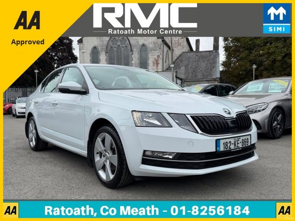 Skoda Octavia Hatchback, Petrol, 2018, White