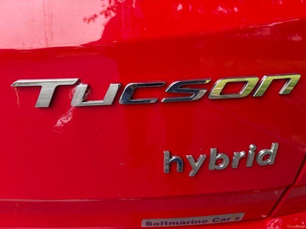 Hyundai Tucson Estate, Petrol Hybrid, 2022, Red