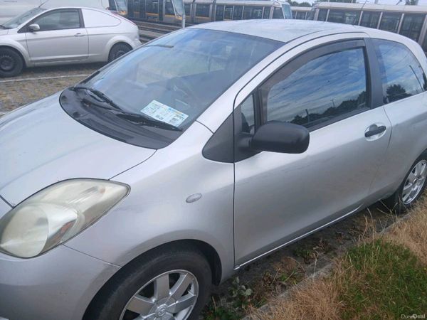 Toyota Yaris Hatchback, Petrol, 2008, Silver