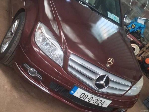 Mercedes-Benz C-Class Saloon, Diesel, 2008, Red