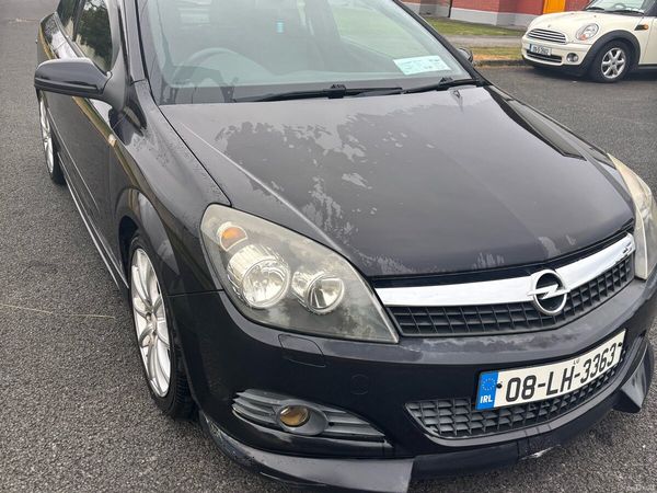 Opel Astra Hatchback, Petrol, 2008, Black