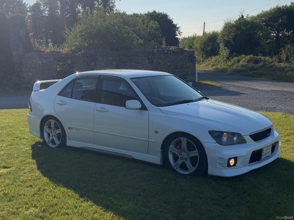 Toyota Altezza Saloon, Petrol, 2003, White