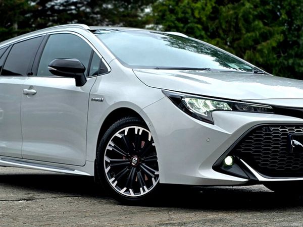 Toyota Corolla Estate, Petrol Hybrid, 2020, Grey