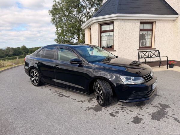 Volkswagen Jetta Saloon, Diesel, 2015, Black