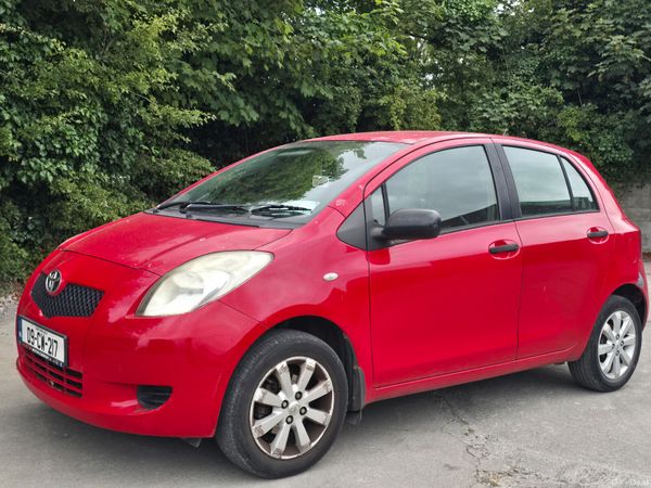 Toyota Yaris Hatchback, Petrol, 2009, Red
