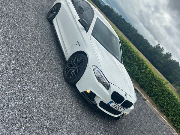 BMW 5-Series Saloon, Diesel, 2014, White
