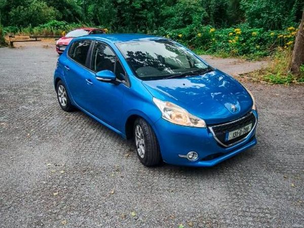 Peugeot 208 Hatchback, Petrol, 2013, Blue