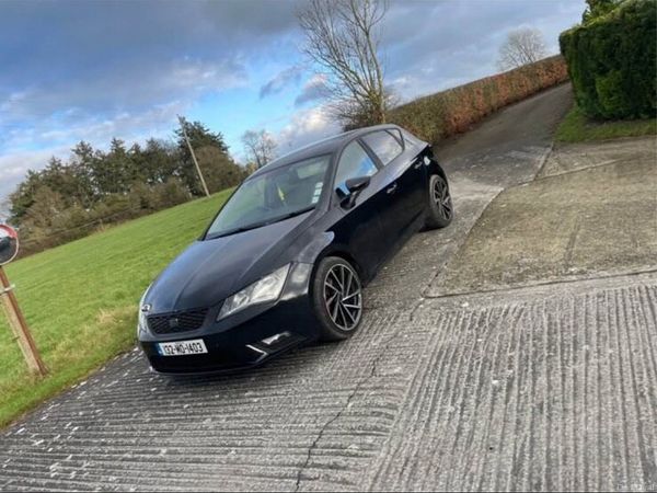 SEAT Leon Hatchback, Diesel, 2013, Black