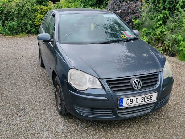 Volkswagen Polo Hatchback, Petrol, 2009, Grey
