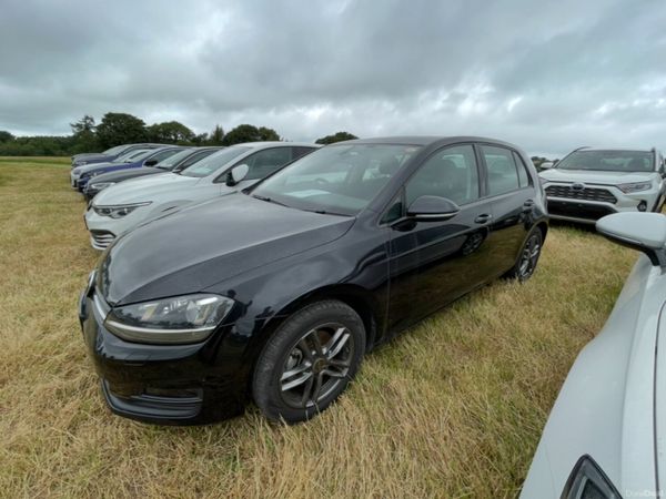 Volkswagen Golf Hatchback, Petrol, 2015, Black