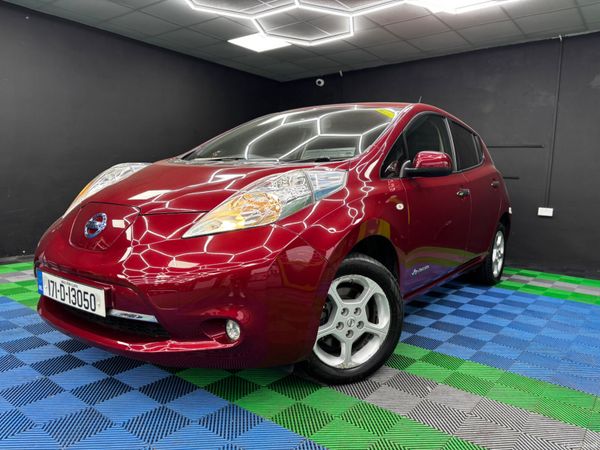Nissan Leaf Hatchback, Electric, 2017, Red