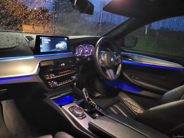 BMW 5-Series Saloon, Petrol Plug-in Hybrid, 2018, Black