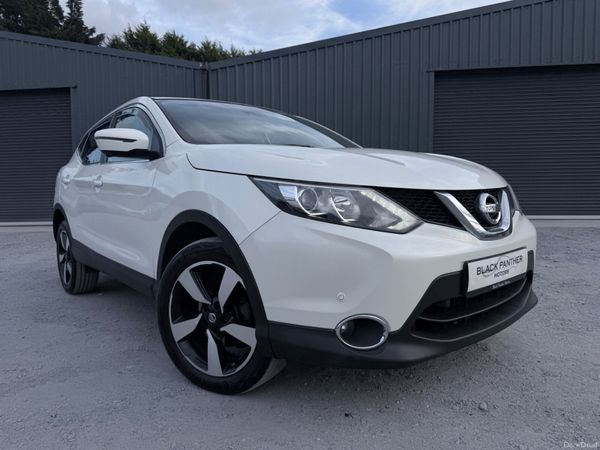 Nissan Qashqai Hatchback, Diesel, 2016, White