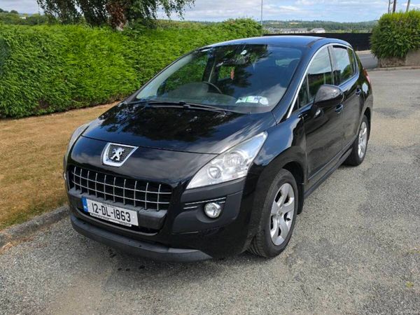 Peugeot 3008 MPV, Diesel, 2012, Black