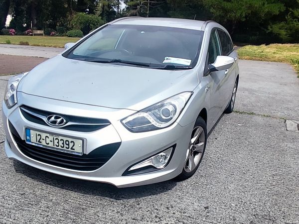 Hyundai i40 Estate, Diesel, 2012, Silver