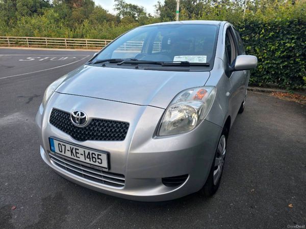 Toyota Yaris Hatchback, Petrol, 2007, Silver
