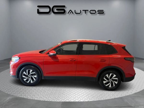 Volkswagen Tiguan SUV, Diesel, 2024, Red