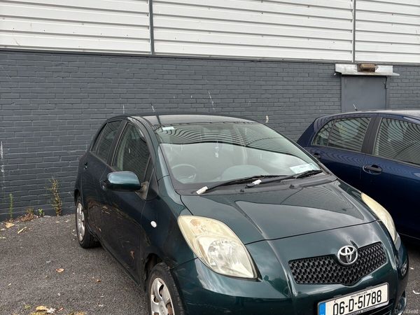 Toyota Yaris Hatchback, Petrol, 2006, Green
