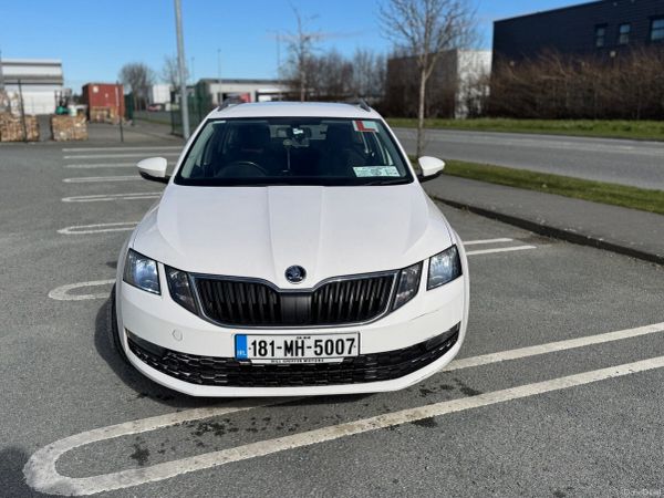 Skoda Octavia Estate, Diesel, 2018, White