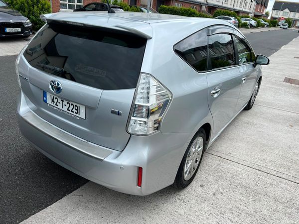 Toyota Prius Hatchback, Petrol Hybrid, 2014, Silver