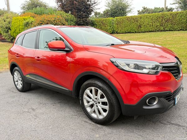 Renault Kadjar SUV, Diesel, 2016, Red