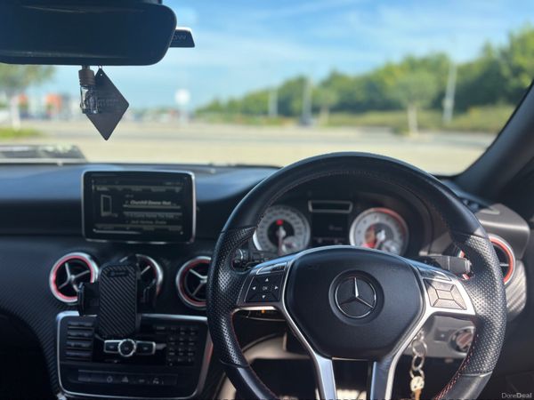 Mercedes-Benz A-Class Hatchback, Petrol, 2013, Silver