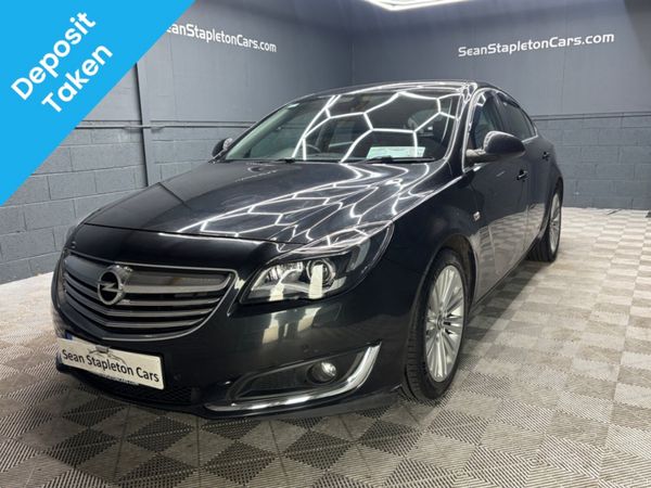Opel Insignia Hatchback, Diesel, 2015, Black