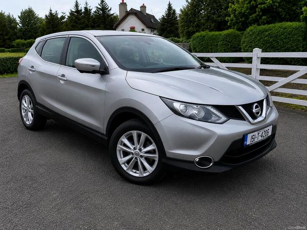 Nissan Qashqai Hatchback, Diesel, 2015, Silver