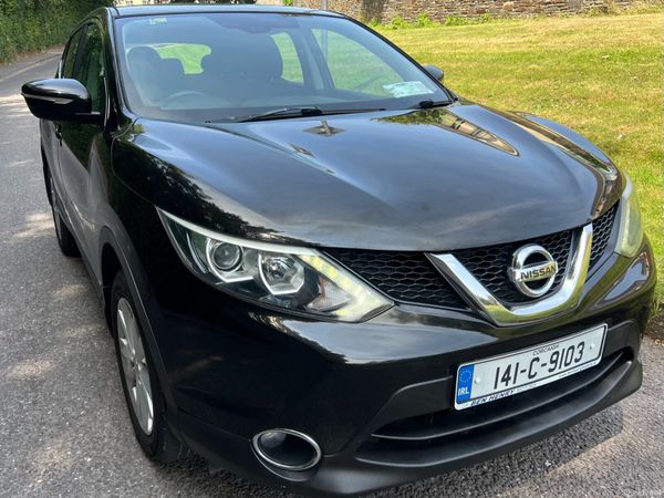 Nissan Qashqai Hatchback, Diesel, 2014, Black