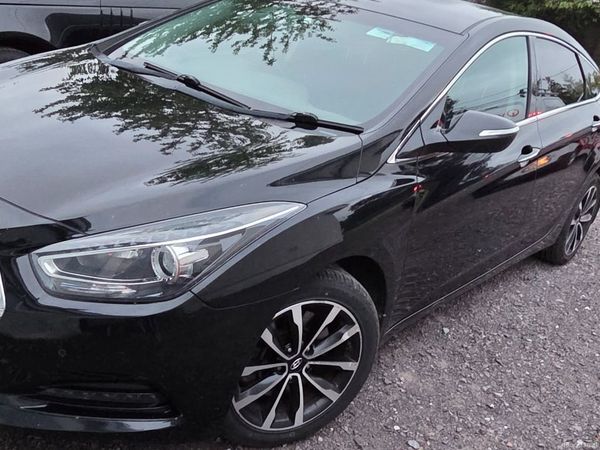 Hyundai i40 Saloon, Diesel, 2016, Black
