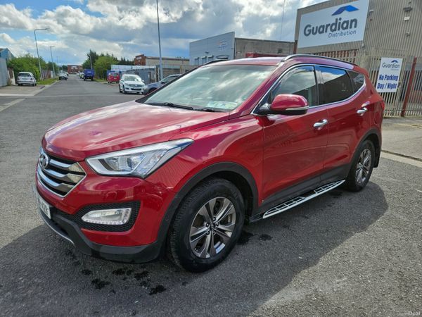Hyundai Santa Fe SUV, Diesel, 2014, Red
