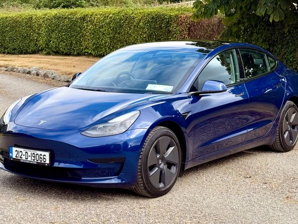 Tesla Model 3 Saloon, Electric, 2021, Blue