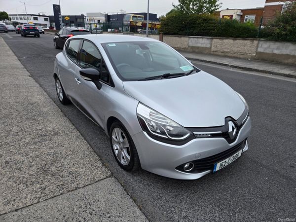 Renault Clio Hatchback, Petrol, 2016, Silver
