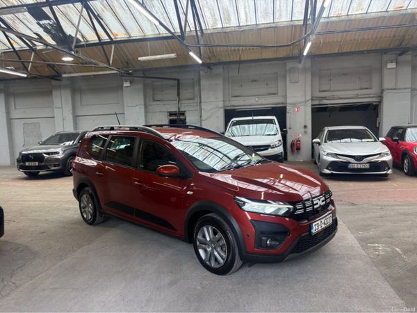 Dacia Jogger MPV, Petrol, 2023, Brown