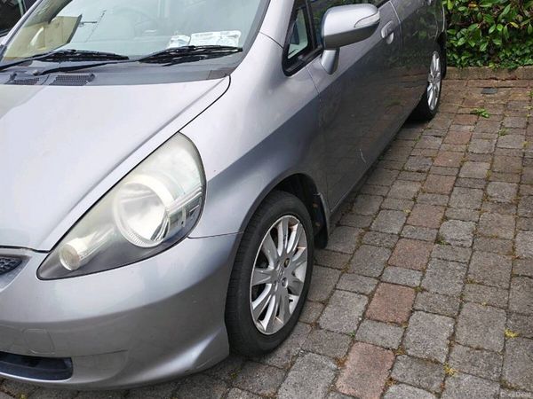 Honda Jazz Hatchback, Petrol, 2006, Silver