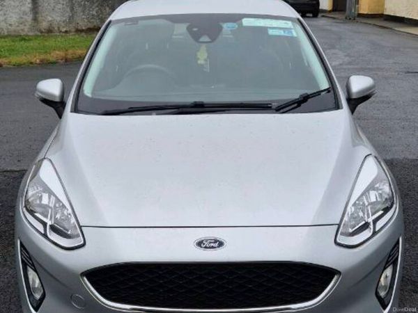 Ford Fiesta Hatchback, Petrol, 2017, Grey