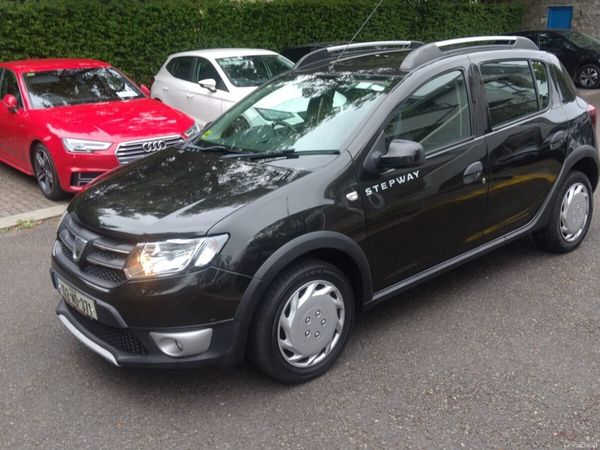 Dacia Sandero Stepway Hatchback, Diesel, 2015, Black