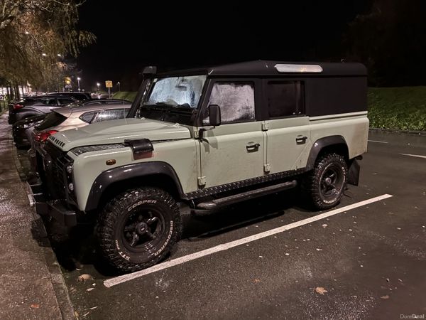 Land Rover Defender Pick Up, Diesel, 2011, Green