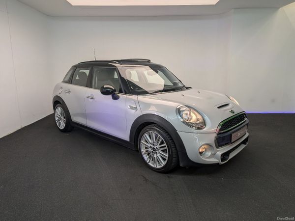 Mini Cooper Estate/Jeep, Diesel, 2015, Silver