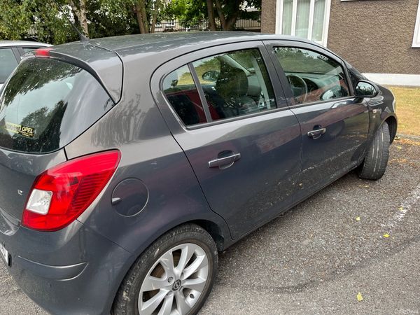 Opel Corsa Hatchback, Petrol, 2014, Grey